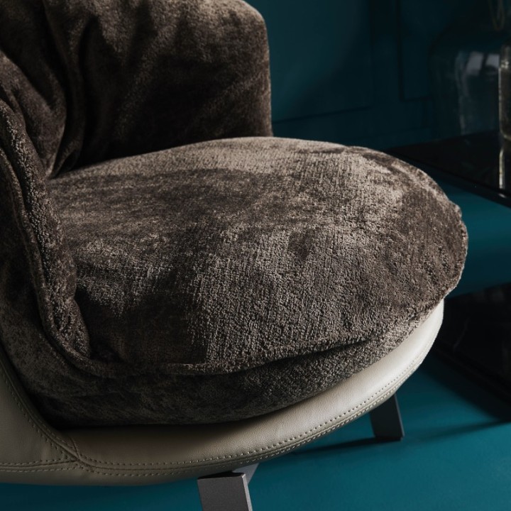 Fauteuil Bob marron