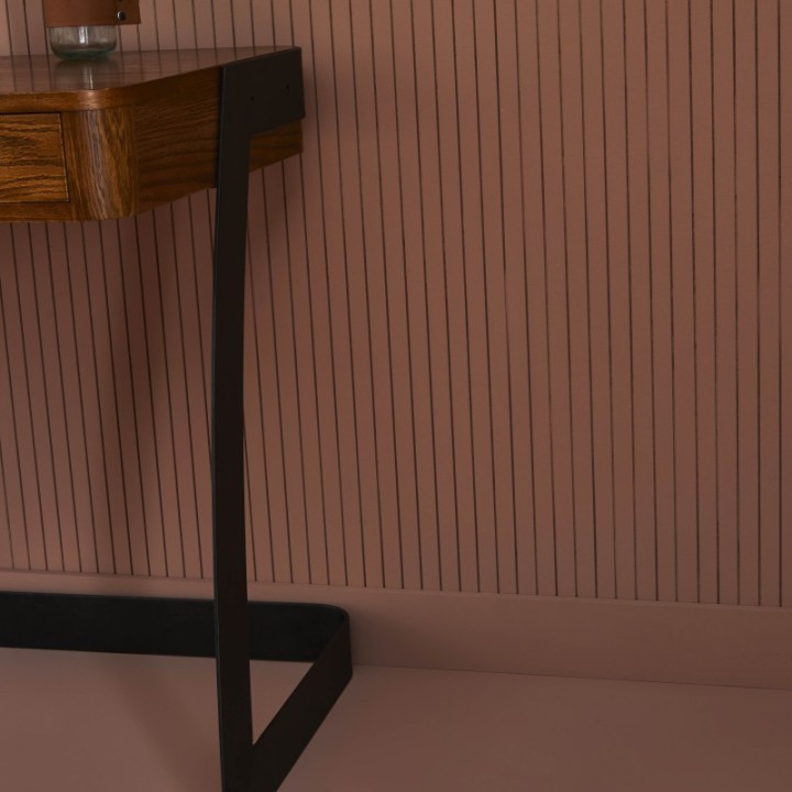 Scarlett metal desk