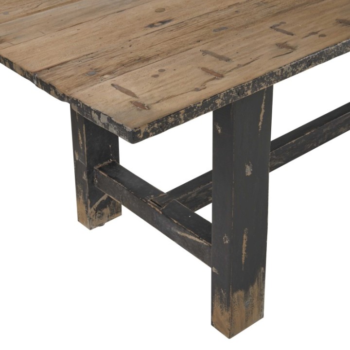Table primitive 240