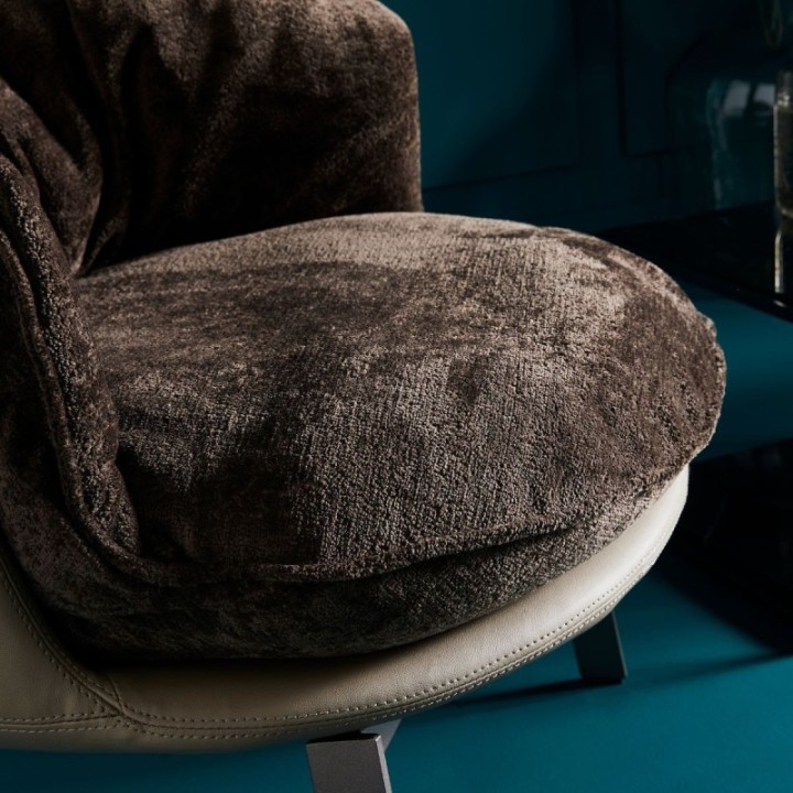 Fauteuil Bob marron