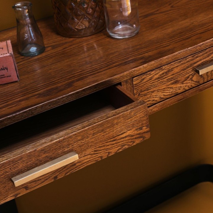 Scarlett console