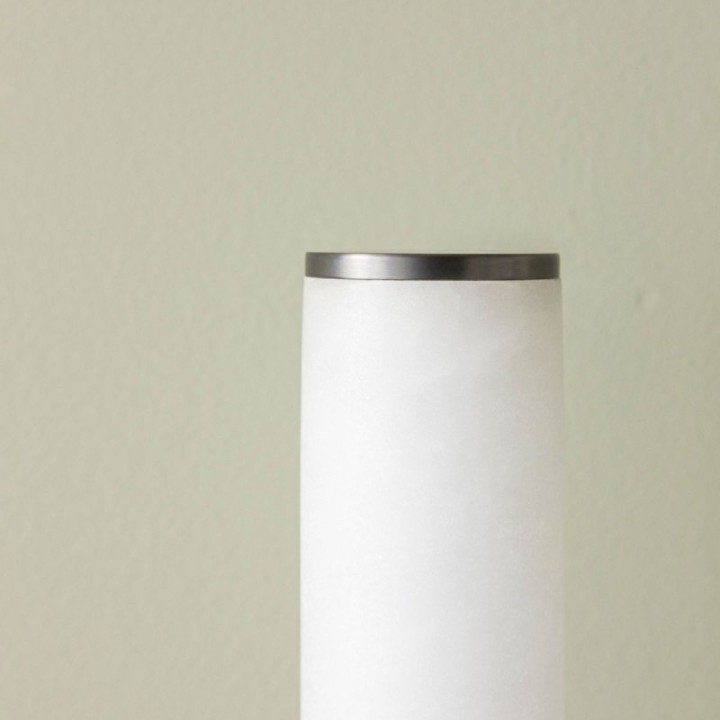 Lampe à poser en albâtre et métal MONTAIGNE