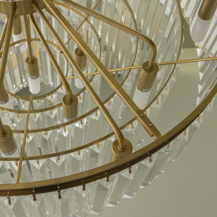 Lustre Fulgurant 22 lampes doré
