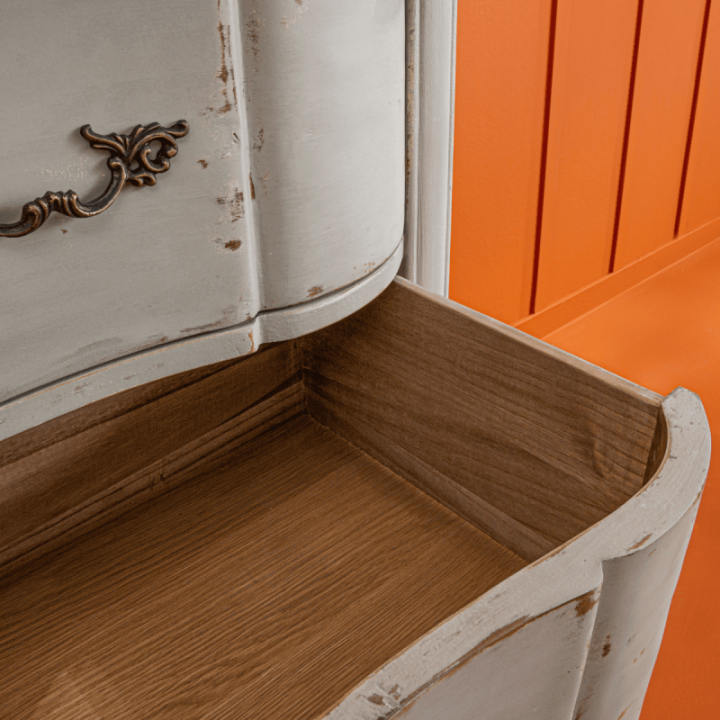 Commode en peuplier massif et pierre bleue LÉON